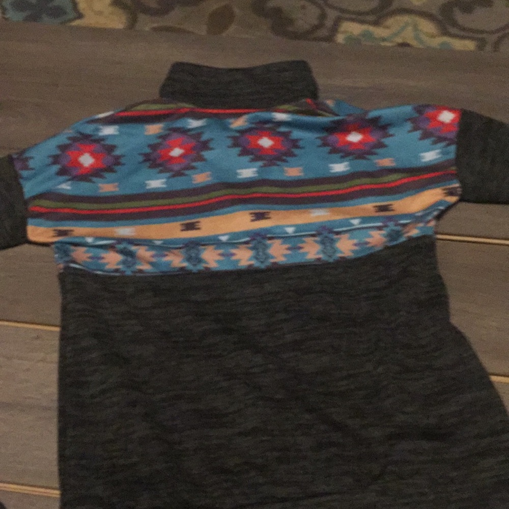 Sweater - Picture 4 of 4